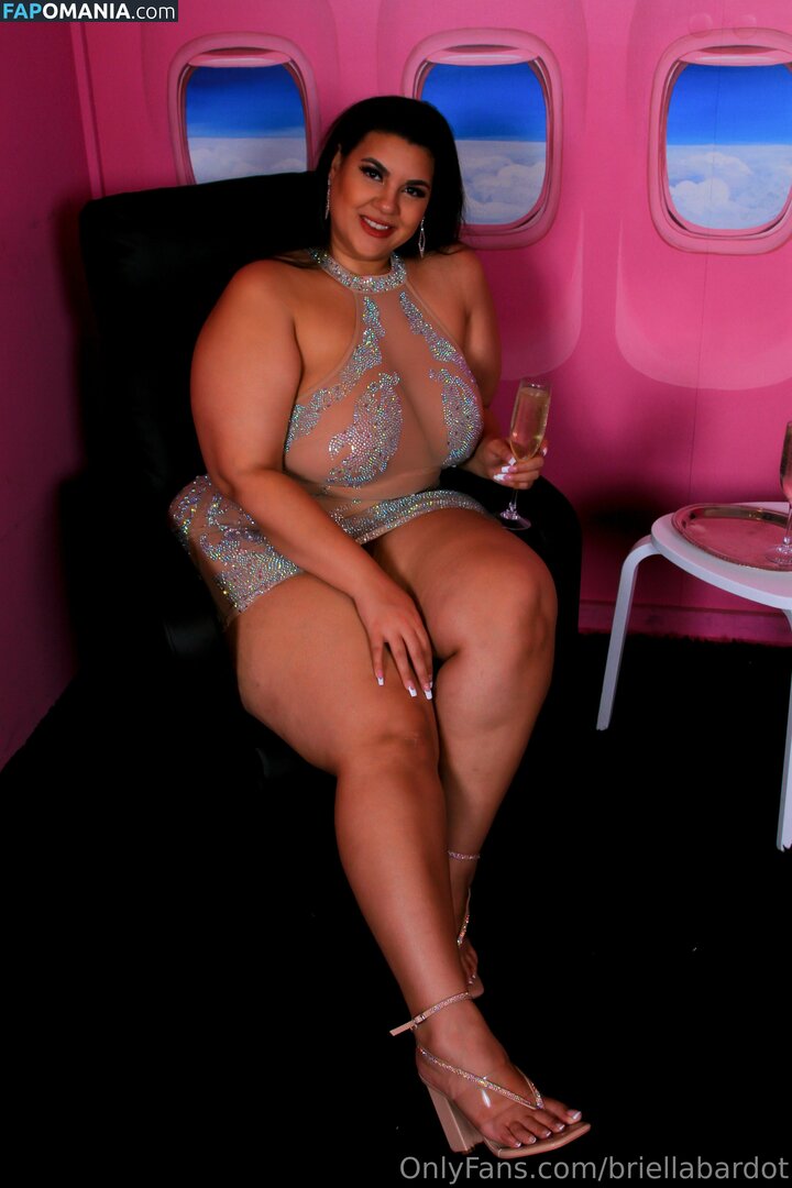 briellabardot / buttercream19 Nu OnlyFans  Photo fuitée #79
