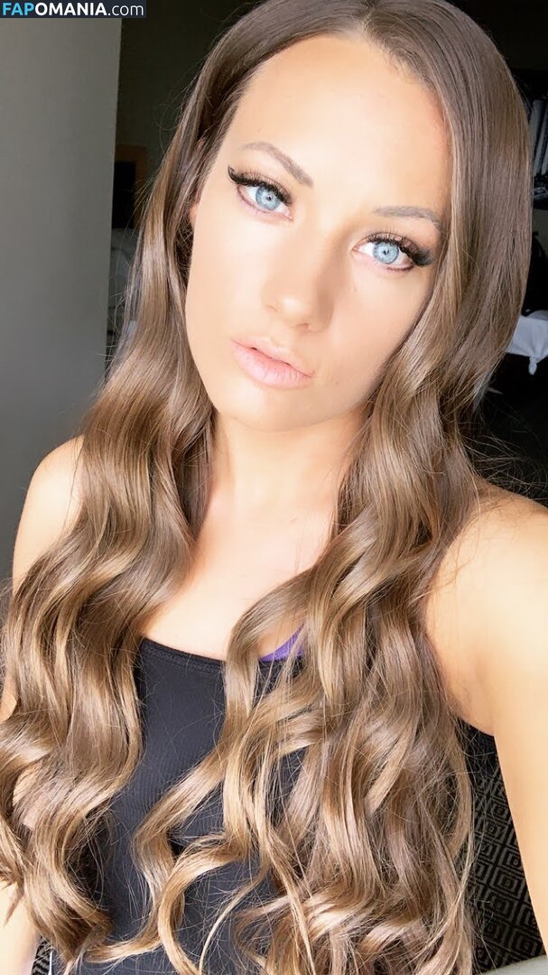 Britney Marie / brittney124 / ojosdelmar1 Nu OnlyFans  Photo fuitée #17