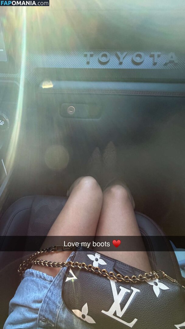 Brittney Atwood / Brittney Smith / brittneyatwood Nu OnlyFans  Photo fuitée #510
