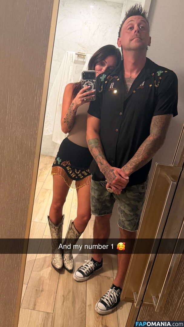 Brittney Atwood / Brittney Smith / brittneyatwood Nu OnlyFans  Photo fuitée #513