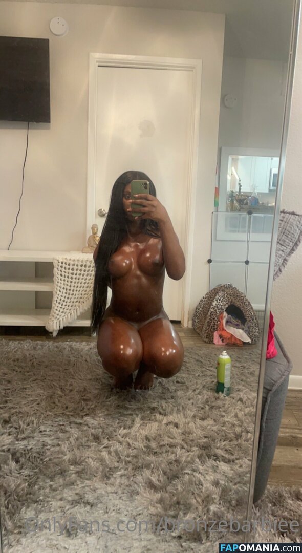 bronzebarbie / bronzebarbie2 / bronzebarbiee Nu OnlyFans  Photo fuitée #12