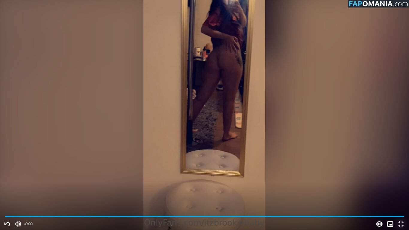Brooke Lindsay / brooke.lindsay00 / itzbeccabanks Nu OnlyFans  Photo fuitée #5