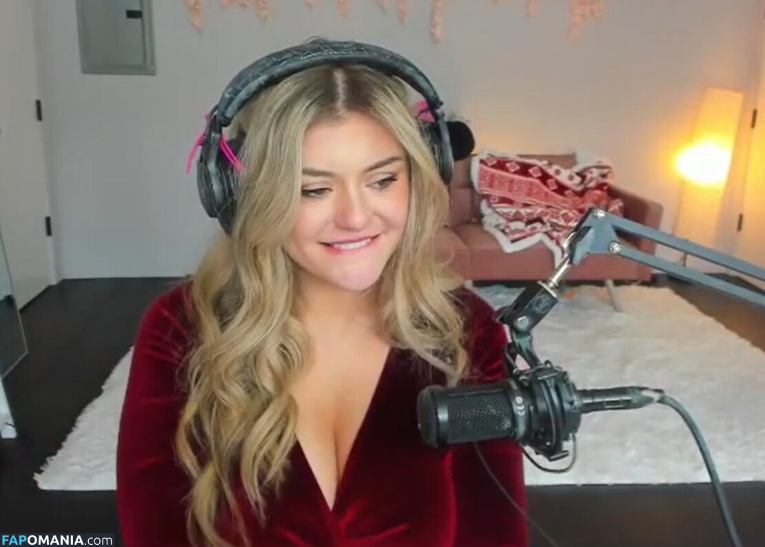 BrookeAB / brookeabb / fvckbrooke Nu OnlyFans  Photo fuitée #160