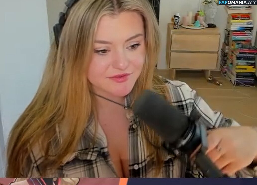 BrookeAB / brookeabb / fvckbrooke Nu OnlyFans  Photo fuitée #165