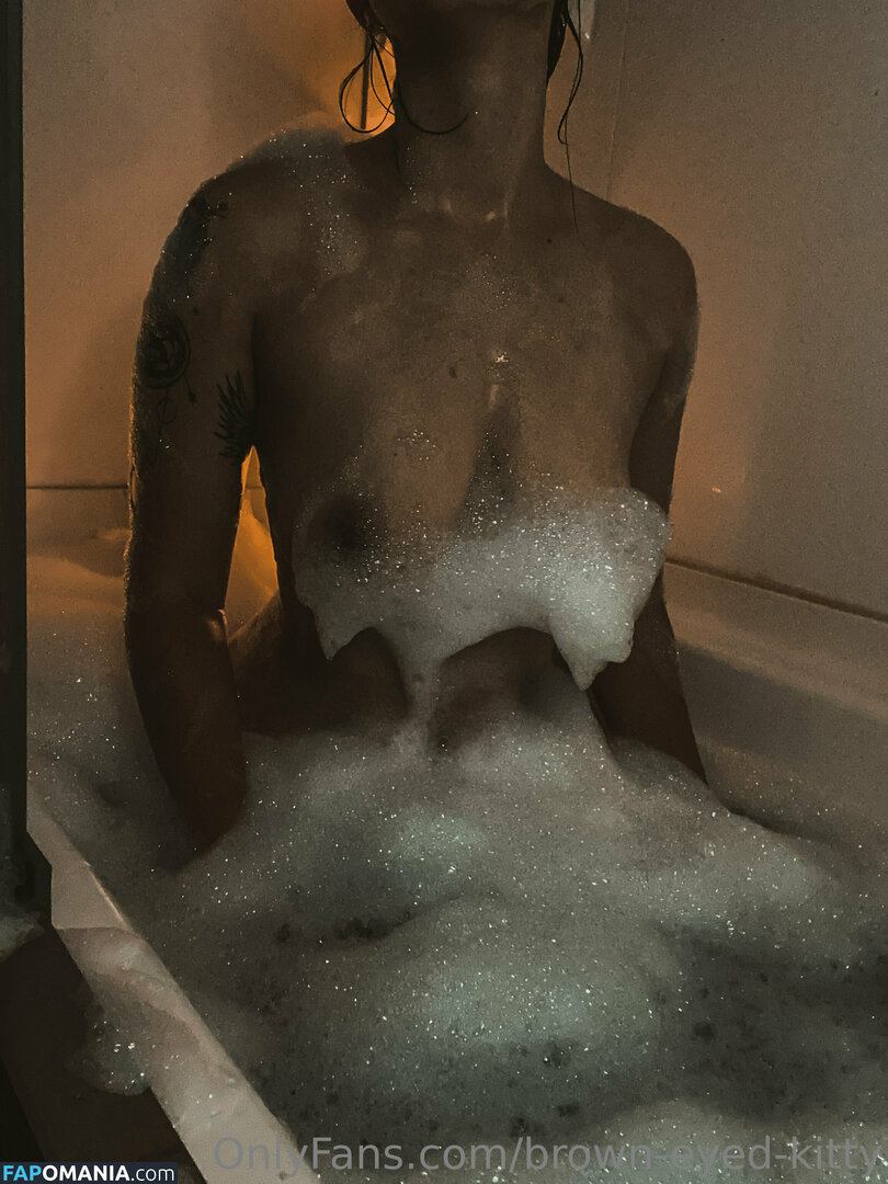 browneyedxkitty Nu OnlyFans  Photo fuitée #33