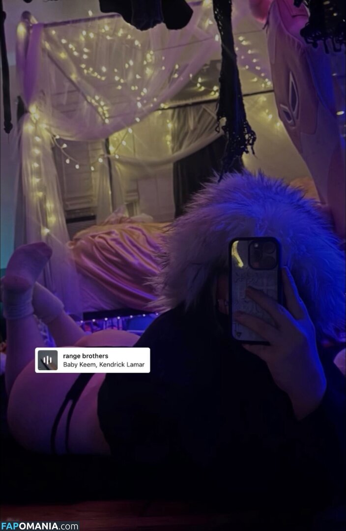 BuggieWuggie / buggieewuggiee Nu OnlyFans  Photo fuitée #1