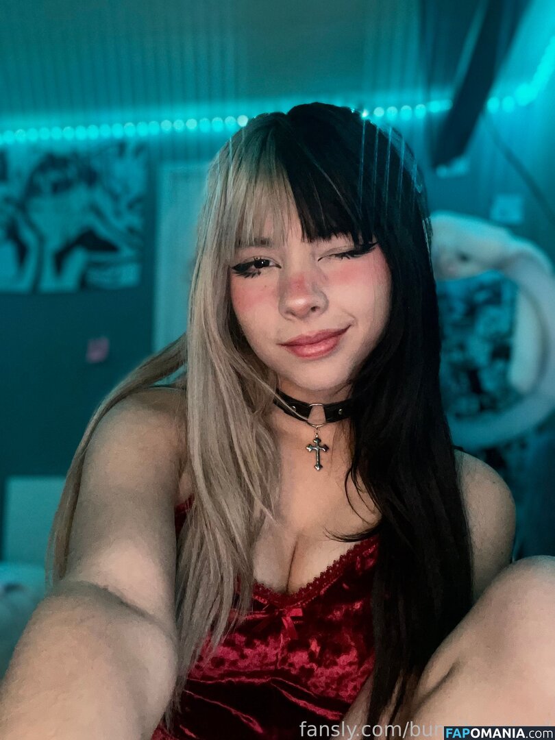 bunnibunnigrrl Nu OnlyFans  Photo fuitée #3