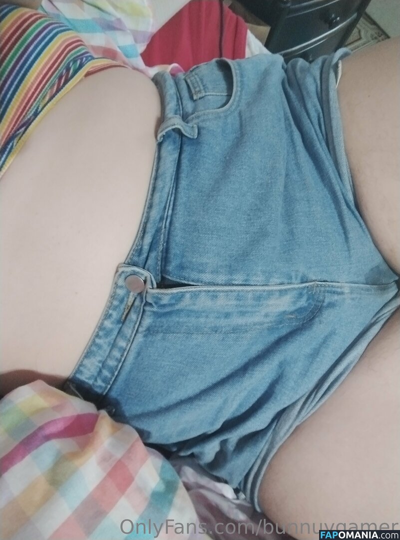 b_u_n_n_y__0_2_15 / bunnuygamer Nu OnlyFans  Photo fuitée #11