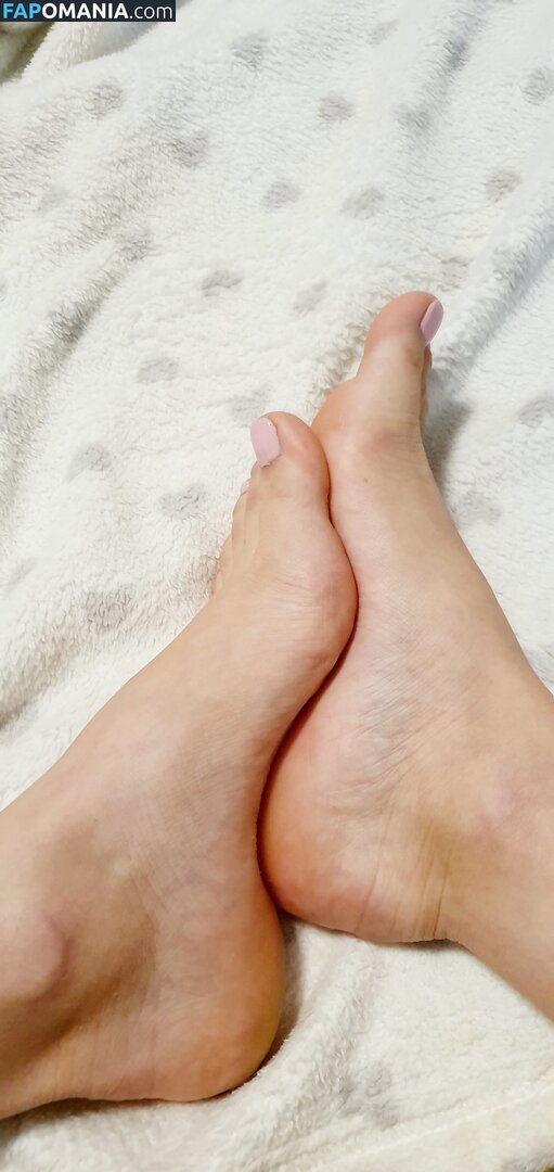 Busty_Ema / MrsRobie / Mrs_Robie / Wild_Kittycat / busty_model_ / bustyema / https: Nu OnlyFans  Photo fuitée #322