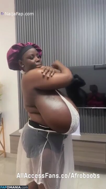 Busty Vivian / official_busty_vivian Nu OnlyFans  Photo fuitée #1