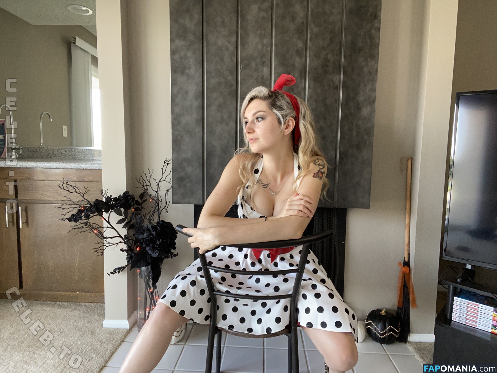 Busy B Asmr / busybasmr Nu OnlyFans  Photo fuitée #1067