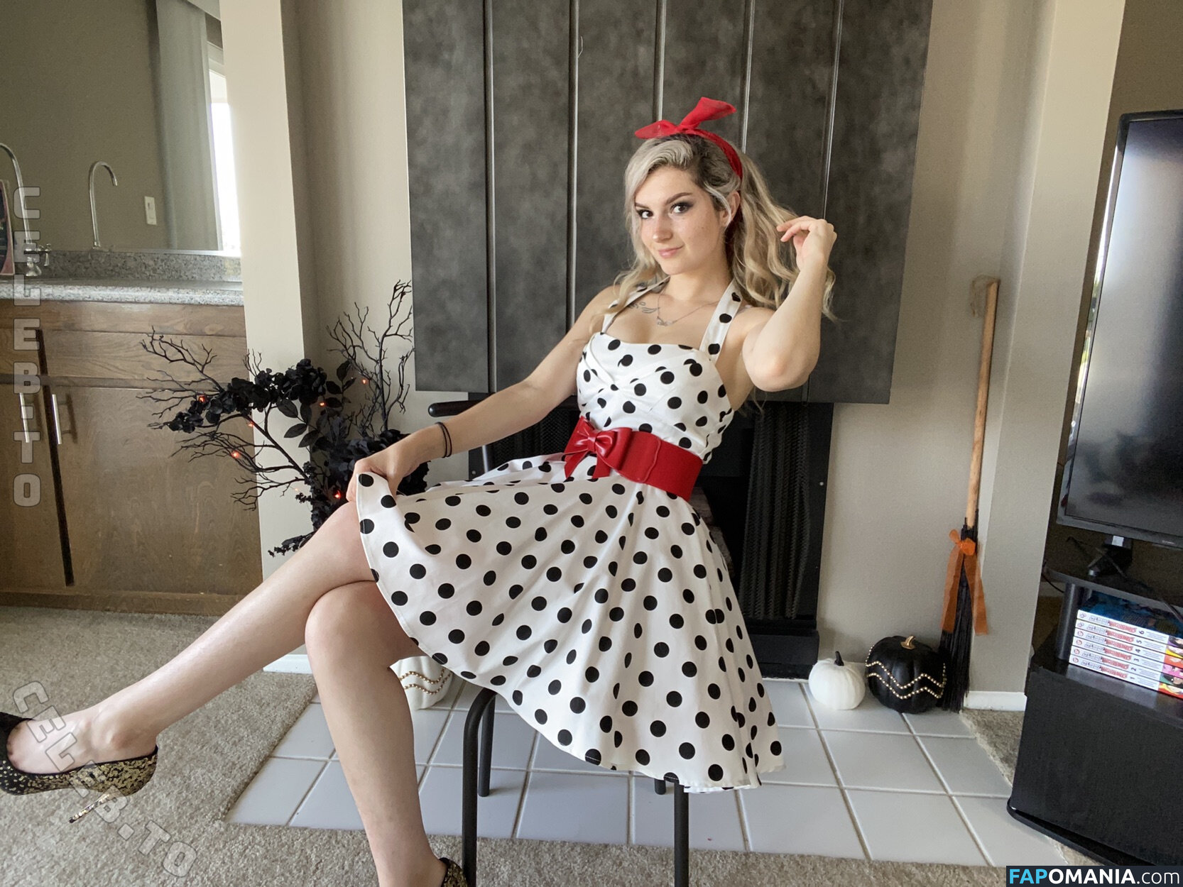 Busy B Asmr / busybasmr Nu OnlyFans  Photo fuitée #1071