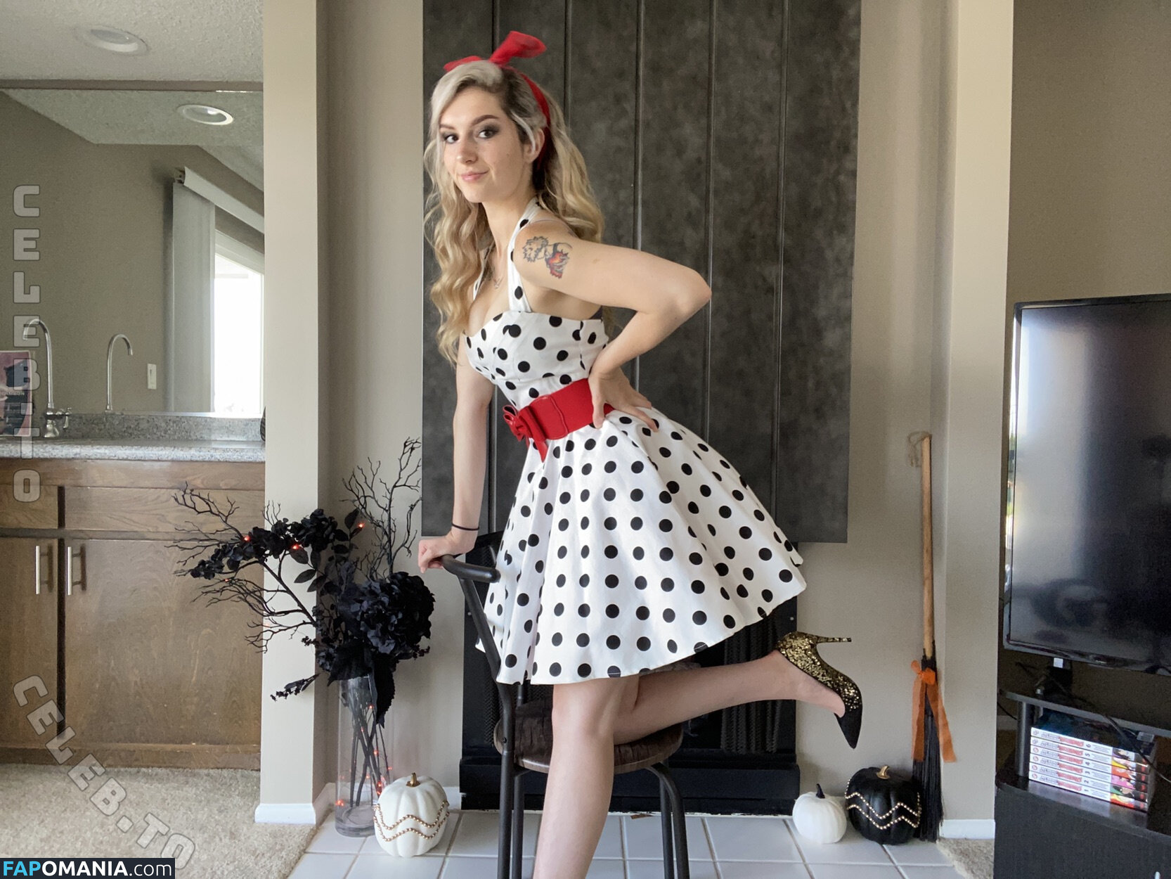 Busy B Asmr / busybasmr Nu OnlyFans  Photo fuitée #1074