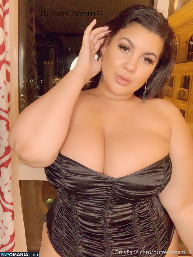 Buttercream19 Nu OnlyFans  Photo fuitée #2