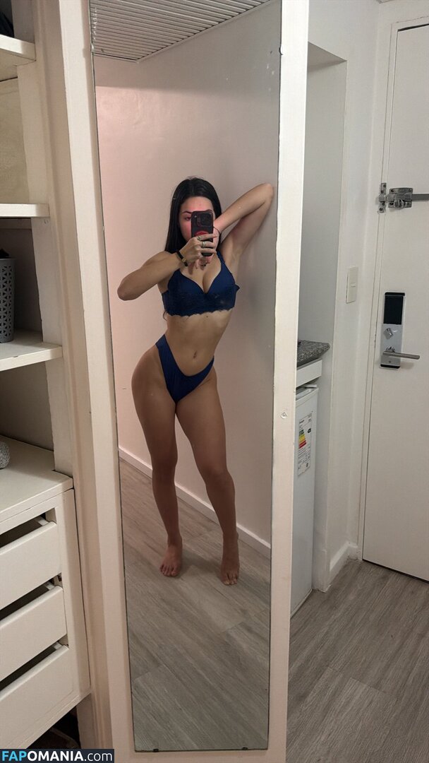 ButtonWhite / ariiwhite / buttonthewhite Nu OnlyFans  Photo fuitée #1