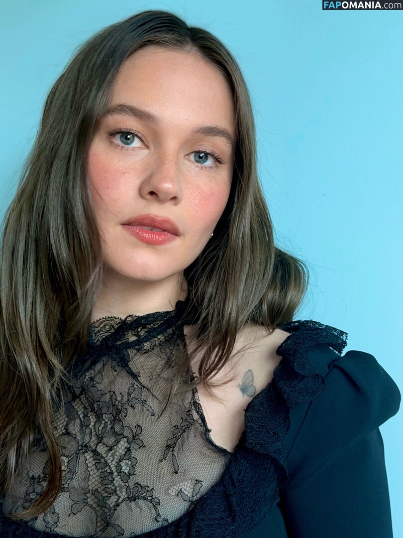 Cailee Spaeny / caileespaeny Nu OnlyFans  Photo fuitée #339
