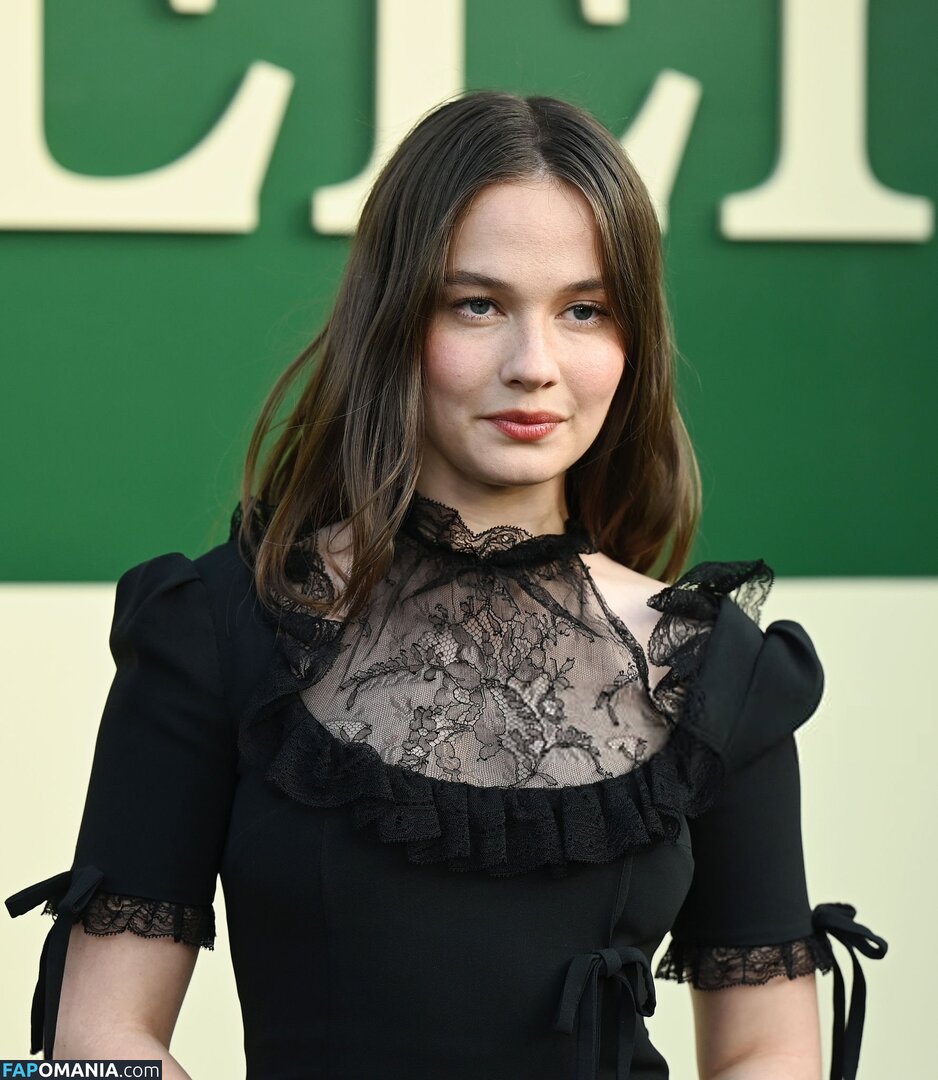 Cailee Spaeny / caileespaeny Nu OnlyFans  Photo fuitée #346