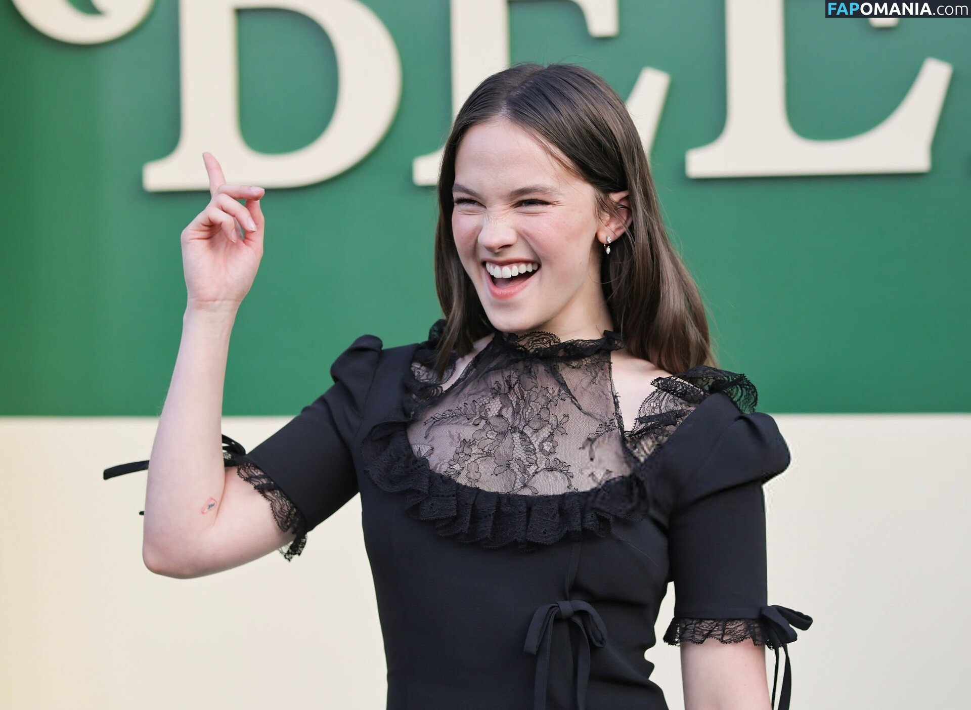 Cailee Spaeny / caileespaeny Nu OnlyFans  Photo fuitée #357