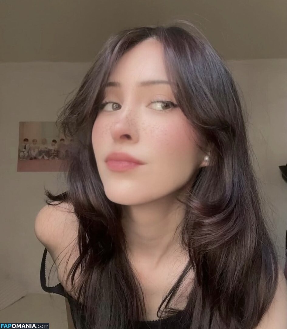 caileemai / thisiscaileee Nu OnlyFans  Photo fuitée #2