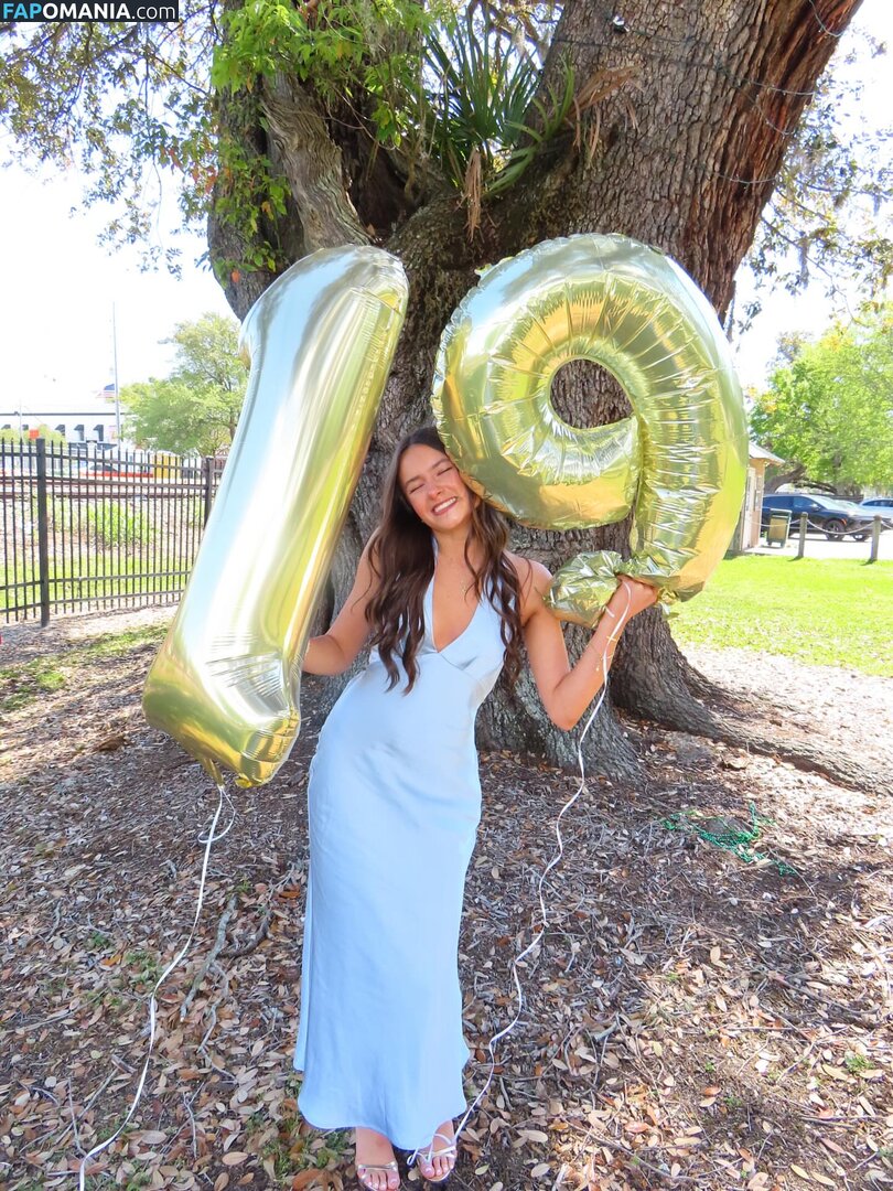 Cailey Presley Fleming / caileypresleyfleming Nu OnlyFans  Photo fuitée #12