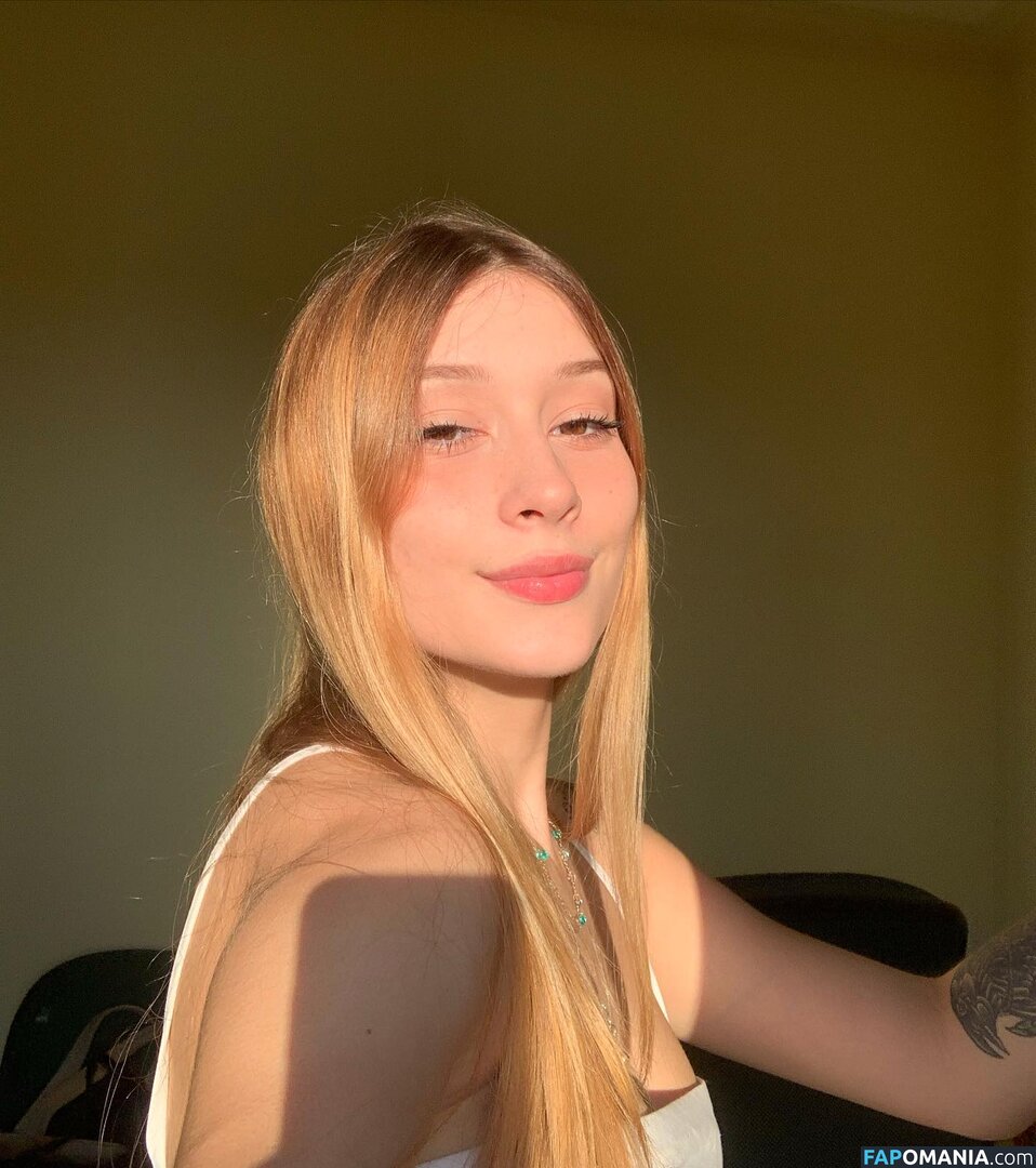Camille Andretto / camilleadrt Nu OnlyFans  Photo fuitée #7