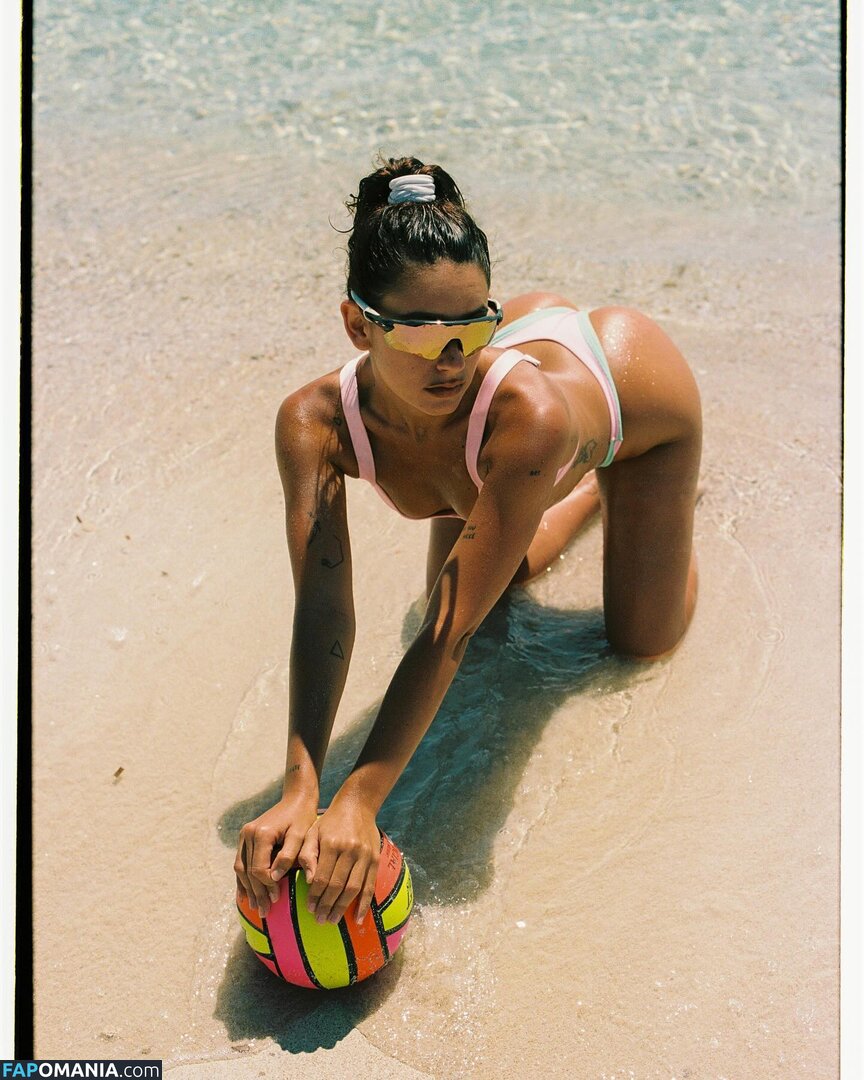 Carla Guetta / carla_guetta / carlaguetta Nu OnlyFans  Photo fuitée #91