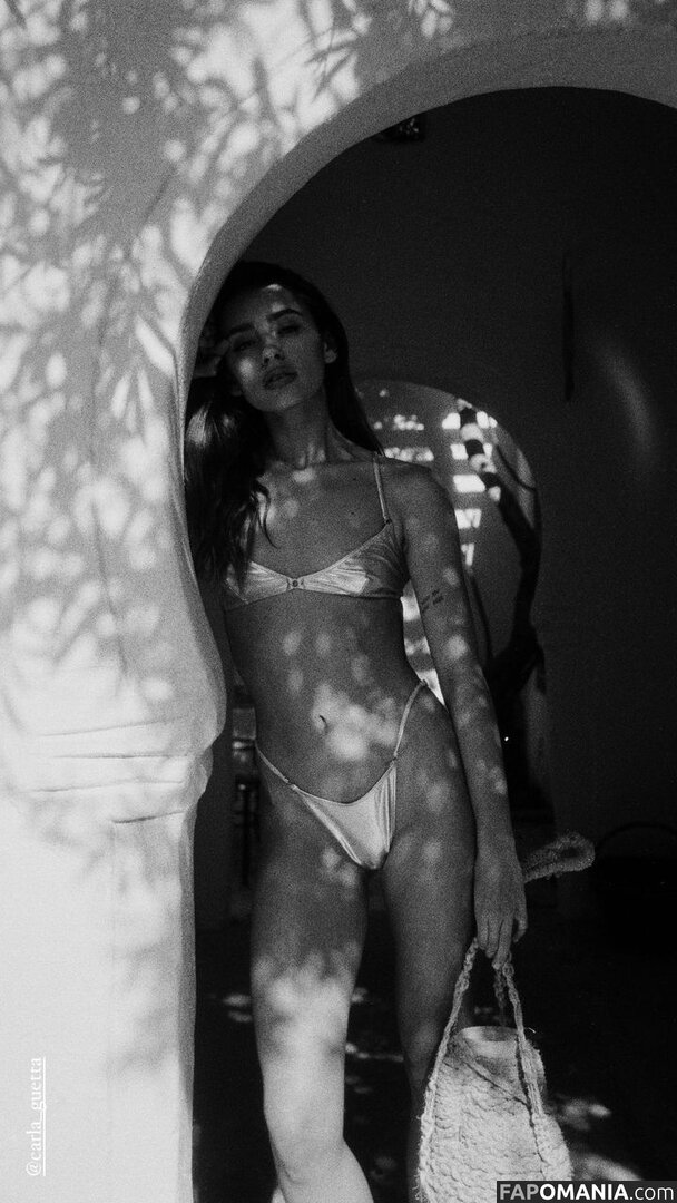 Carla Guetta / carla_guetta / carlaguetta Nu OnlyFans  Photo fuitée #97