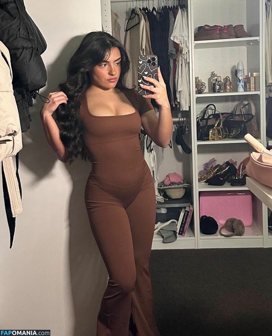 Carla Sophie / carlasophiebtw / carlysophie Nu OnlyFans  Photo fuitée #107