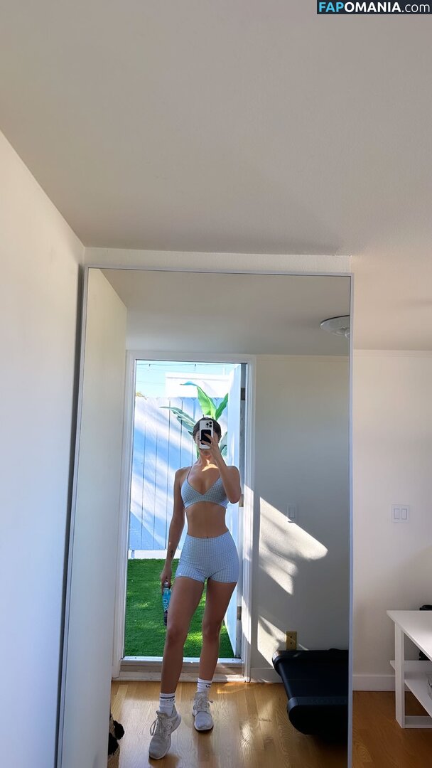 Carmella Rose / carmellarose Nu OnlyFans  Photo fuitée #2