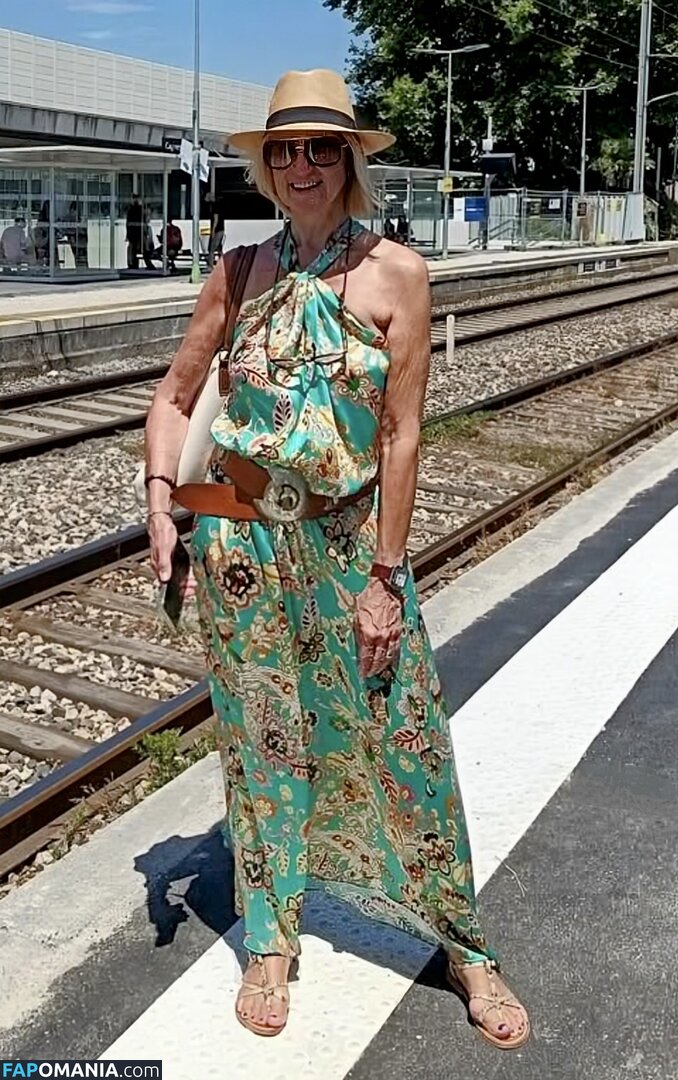 Carol McGiffin Nu OnlyFans  Photo fuitée #1