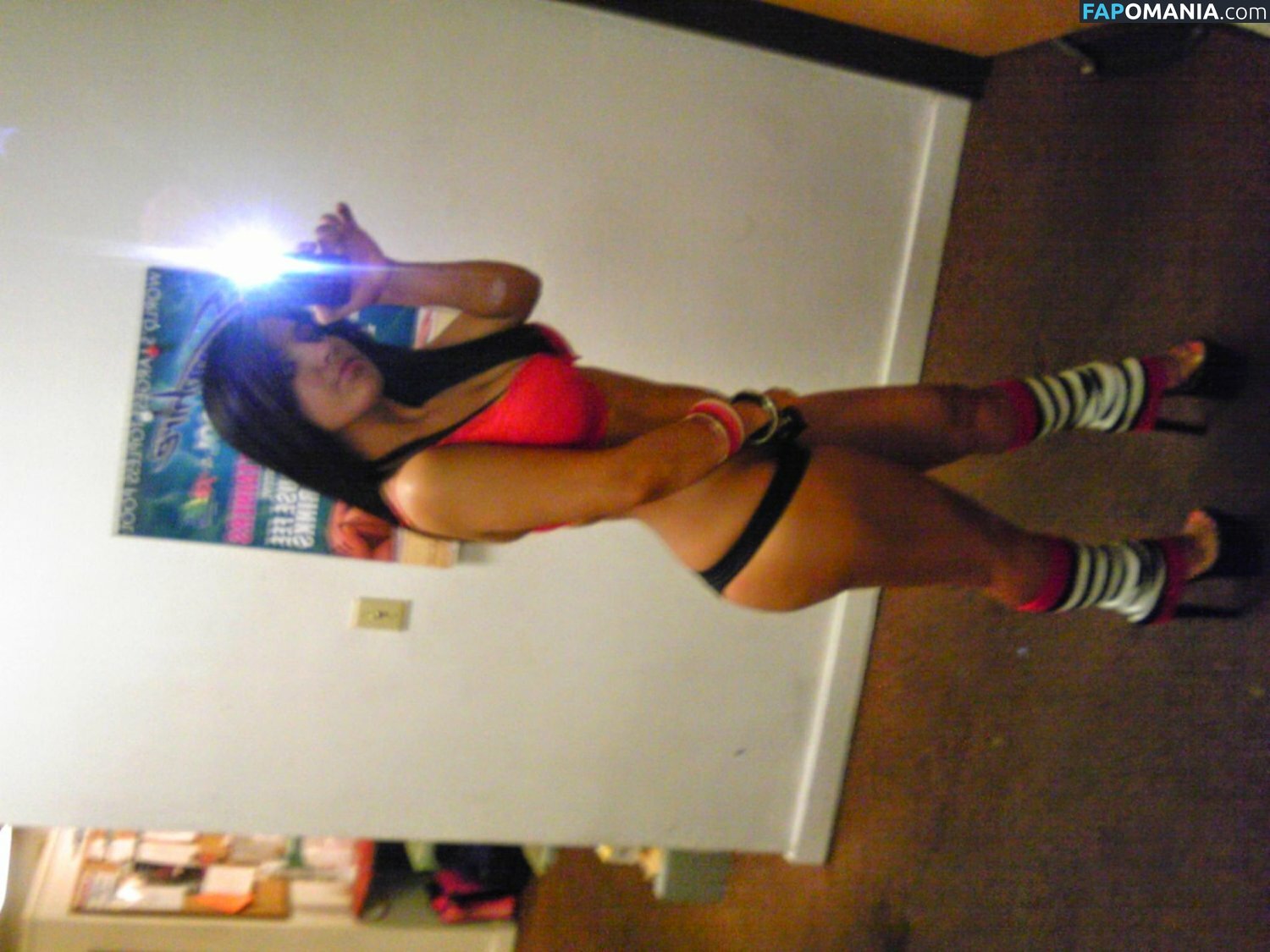 Carol / c.a.r.o.l.b / carolhot69 / carolinnx Nu OnlyFans  Photo fuitée #26