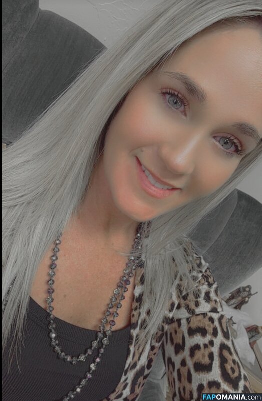 Carrie Malone / CarrieM75274410 / carrie_mae86 / carrie_mae86... / https: / u534486737 Nu OnlyFans  Photo fuitée #2