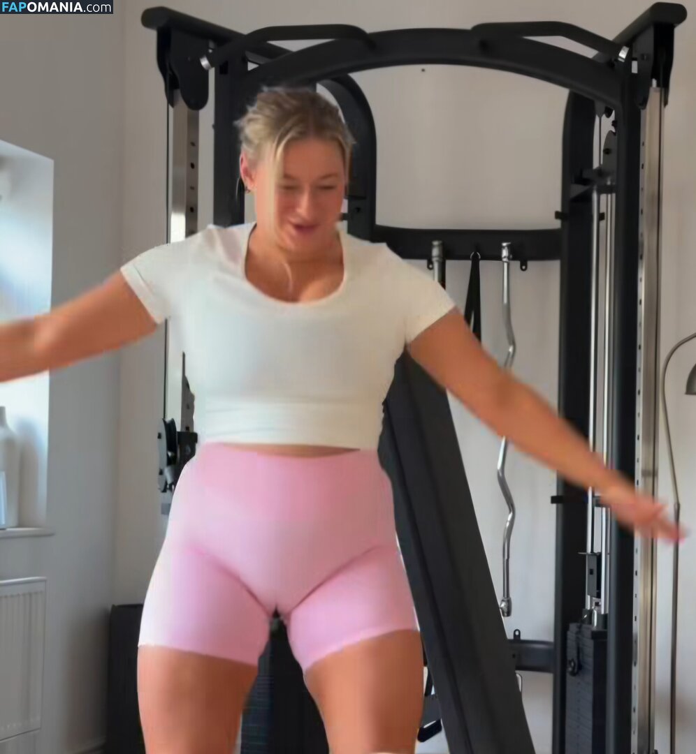 Carys Whittaker / busybeecarys / carys.whittaker Nu OnlyFans  Photo fuitée #33