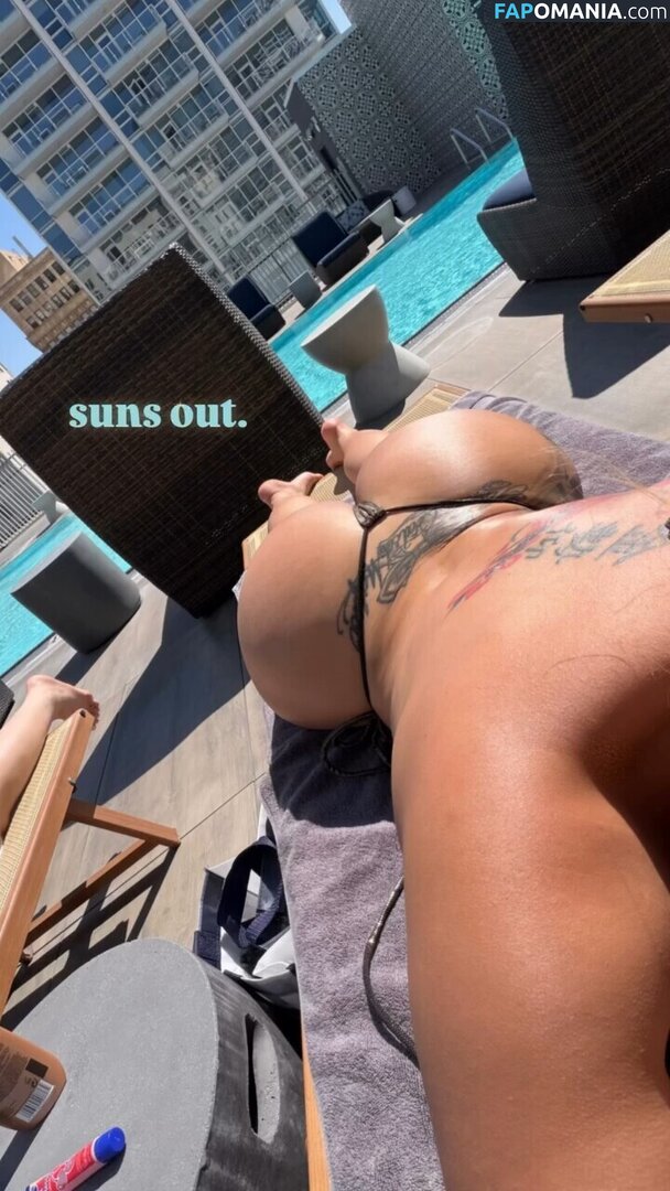 Cashmir.cc / Mirandablive / cashmir.1 / miranda2bangz Nu OnlyFans  Photo fuitée #6