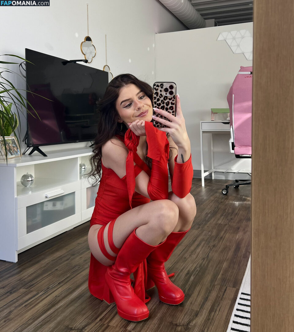 Cassiana Pozzi / cassianapozzi Nu OnlyFans  Photo fuitée #1