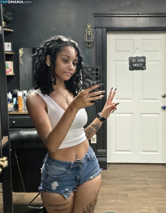 6ixthwall / catchafade6500 Nu OnlyFans  Photo fuitée #1