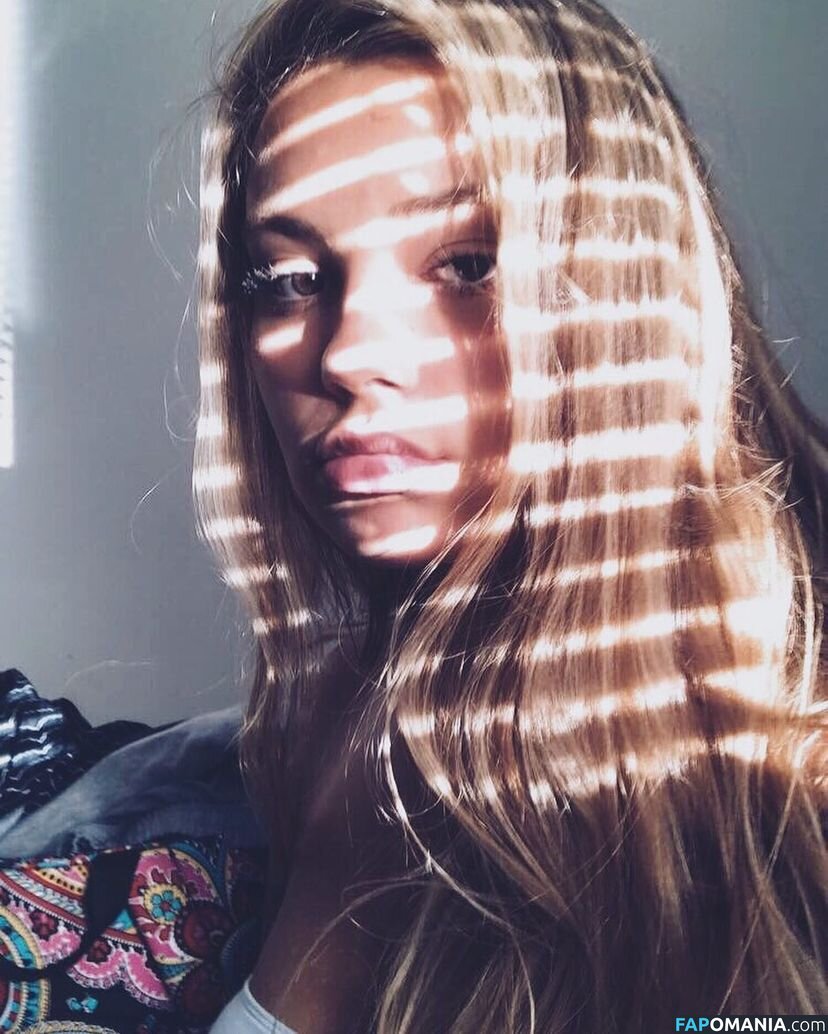 Catie Archambeau / catie.a Nu OnlyFans  Photo fuitée #12