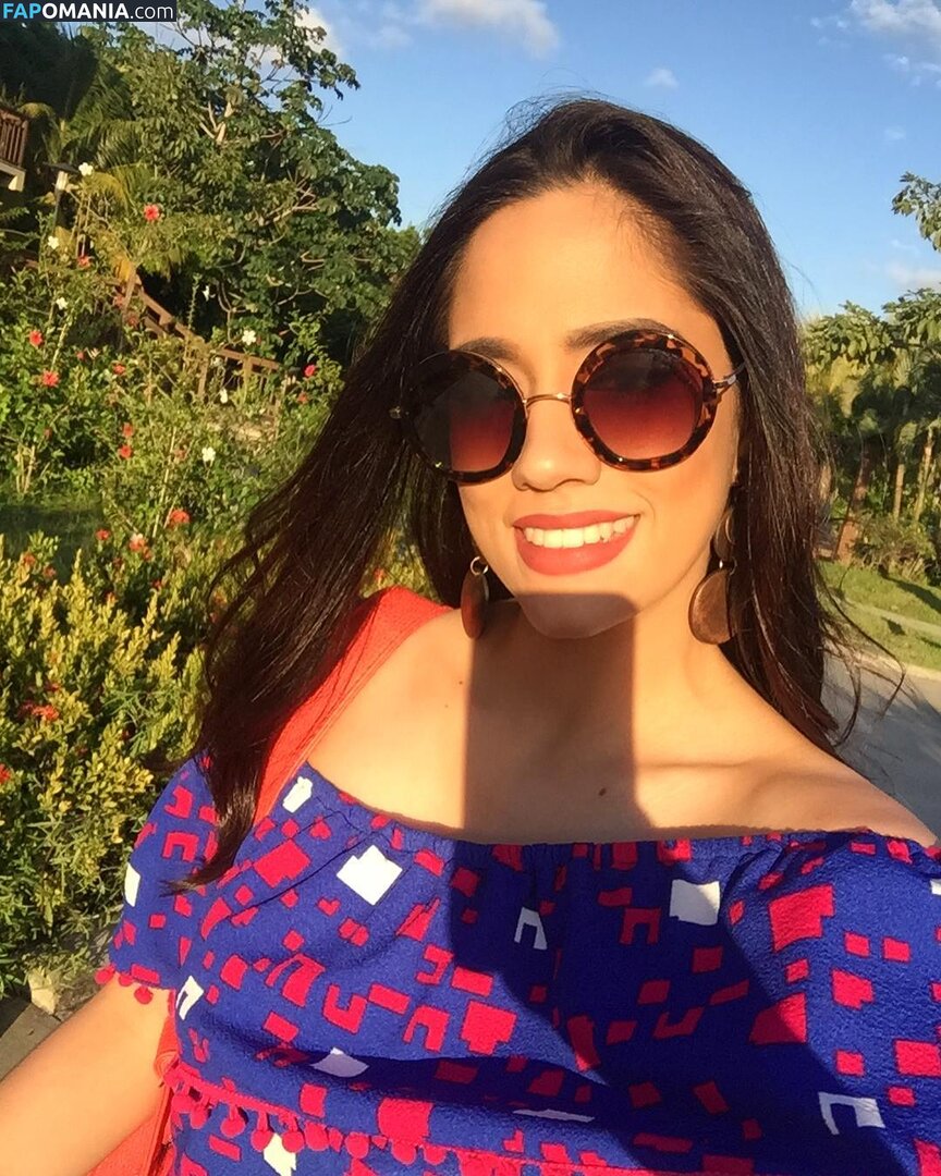 Cecilia Rossell / ceciliarossellhn Nu OnlyFans  Photo fuitée #20