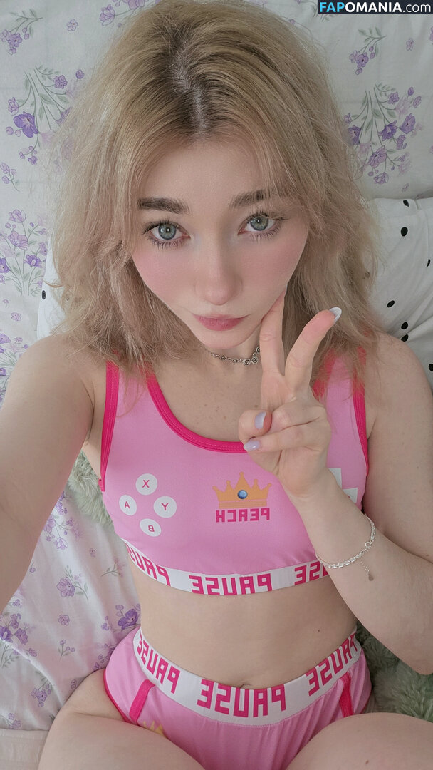 Celebi / Celebi.cos / Celebi_cos / Celebicosplays Nu OnlyFans  Photo fuitée #124
