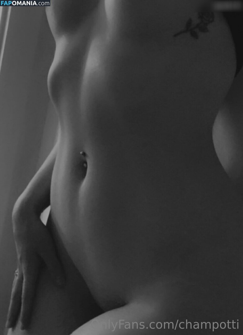 Champotti Charlotte / champotti Nu OnlyFans  Photo fuitée #18