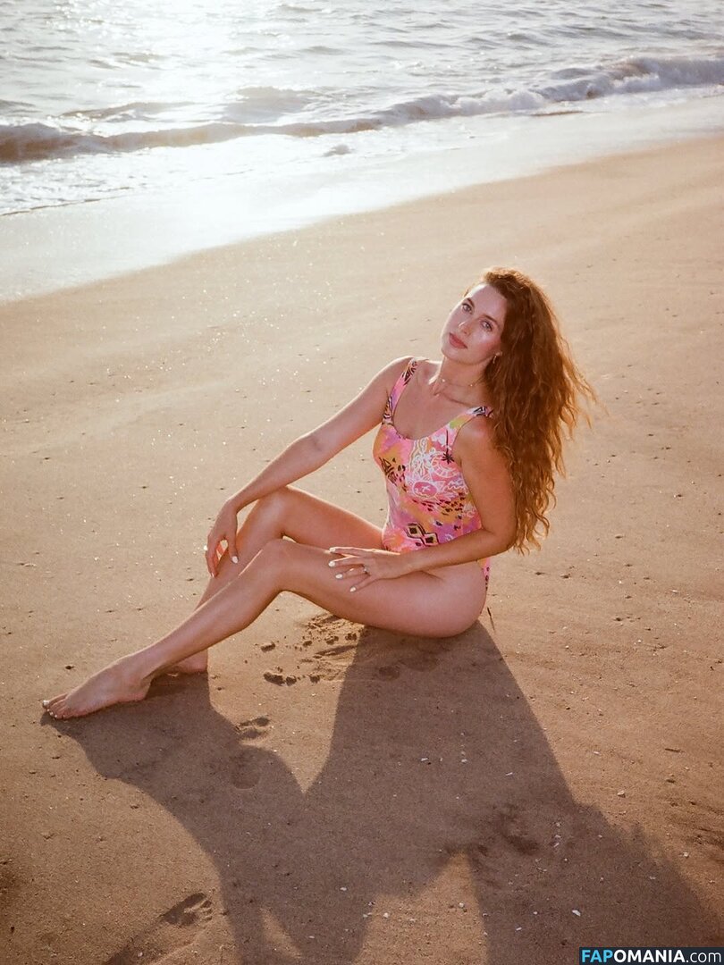 Chandler Juliet / chandlerjofficial Nu OnlyFans  Photo fuitée #1