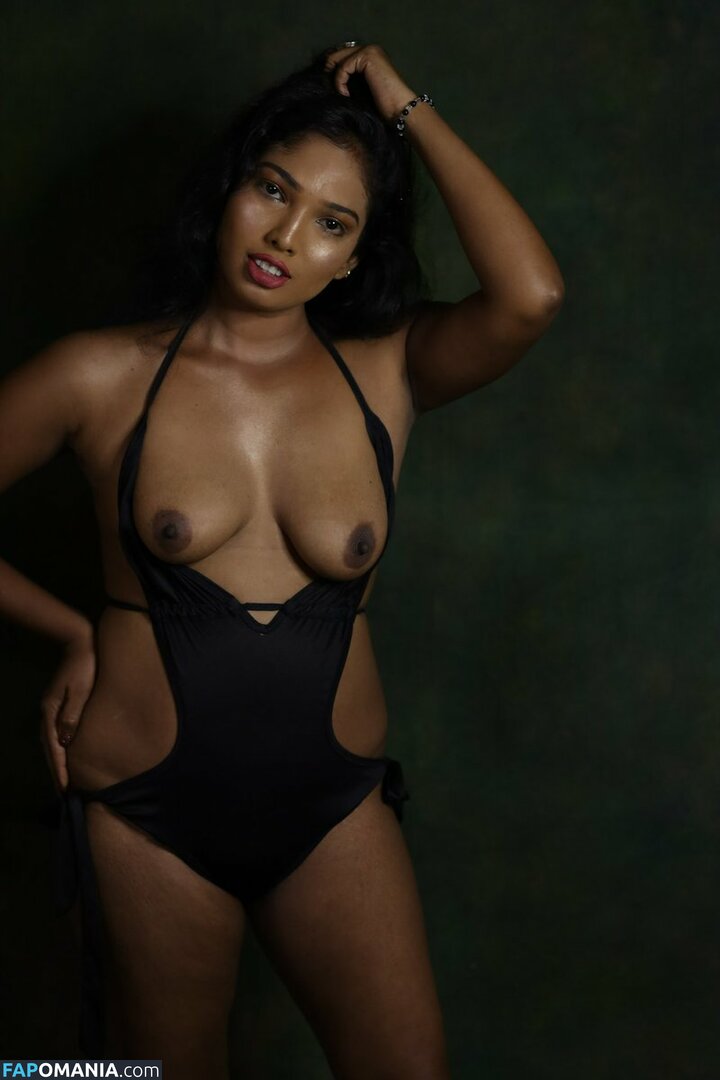 Chandrika Desai / Chandrika Passionica Nu OnlyFans  Photo fuitée #1093