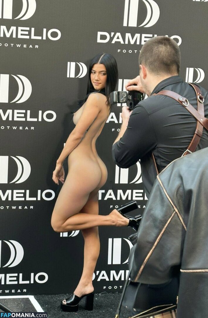 Charli D'Amelio / Charli Damelio / charlidamelio / charliesdamelio Nu OnlyFans  Photo fuitée #13