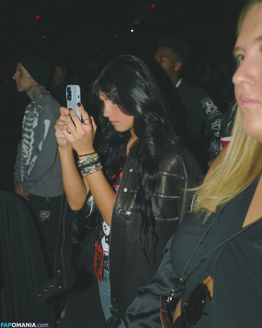 Charli D'Amelio / Charli Damelio / charlidamelio / charliesdamelio Nu OnlyFans  Photo fuitée #25