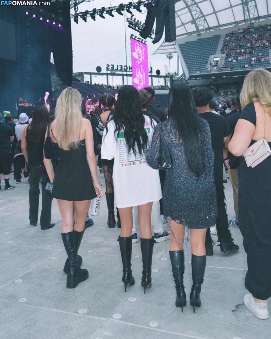 Charli D'Amelio / Charli Damelio / charlidamelio / charliesdamelio Nu OnlyFans  Photo fuitée #38