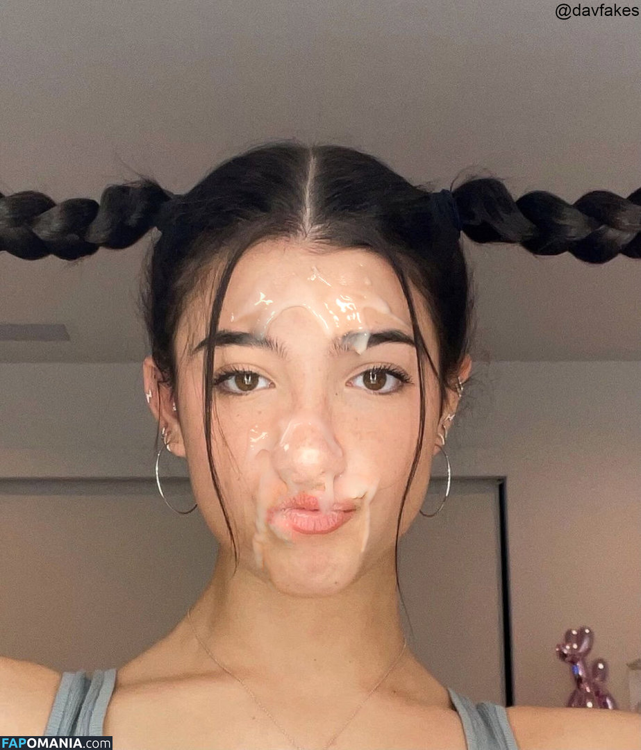 Charli D'Amelio / Charli Damelio / charlidamelio / charliesdamelio Nu OnlyFans  Photo fuitée #52