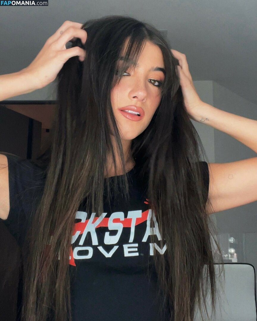 Charli D'Amelio / Charli Damelio / charlidamelio / charliesdamelio Nu OnlyFans  Photo fuitée #417