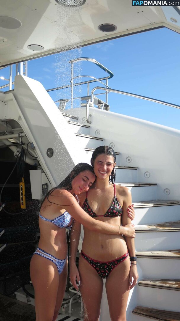 Charli D'Amelio / Charli Damelio / charlidamelio / charliesdamelio Nu OnlyFans  Photo fuitée #441