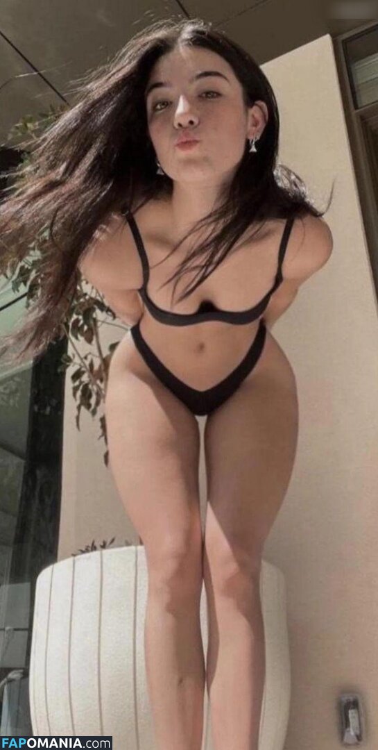 Charli D'Amelio / Charli Damelio / charlidamelio / charliesdamelio Nu OnlyFans  Photo fuitée #920