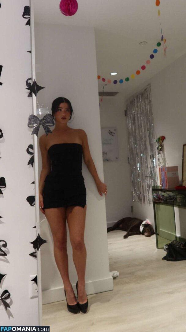 Charli D'Amelio / Charli Damelio / charlidamelio / charliesdamelio Nu OnlyFans  Photo fuitée #1543